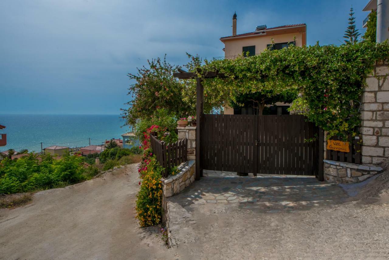 Villa Giovanni Paralia Vrachou Exterior photo